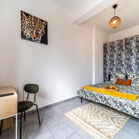 Stay Cosy Lille I Tourcoing - Appartement - Hypercentre - Parking Securise - Wifi - Netflix - Cuisine Extérieur photo